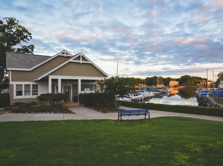 Safe Harbor Kings Point Safe Harbor Marinas