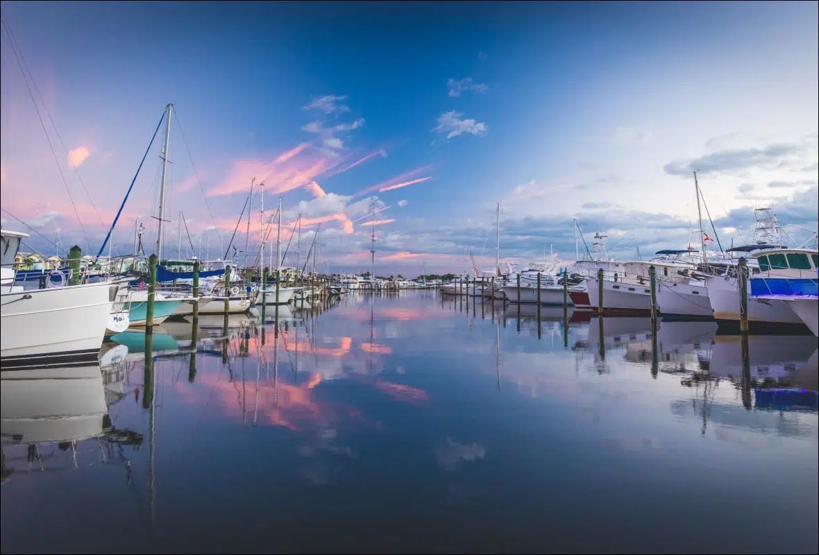 Safe Harbor Harborage Yacht Club - Safe Harbor Marinas