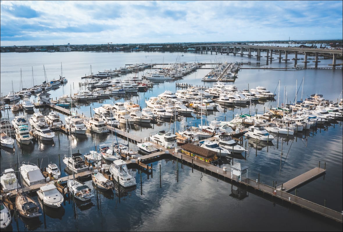 safe harbor harborage yacht club reviews