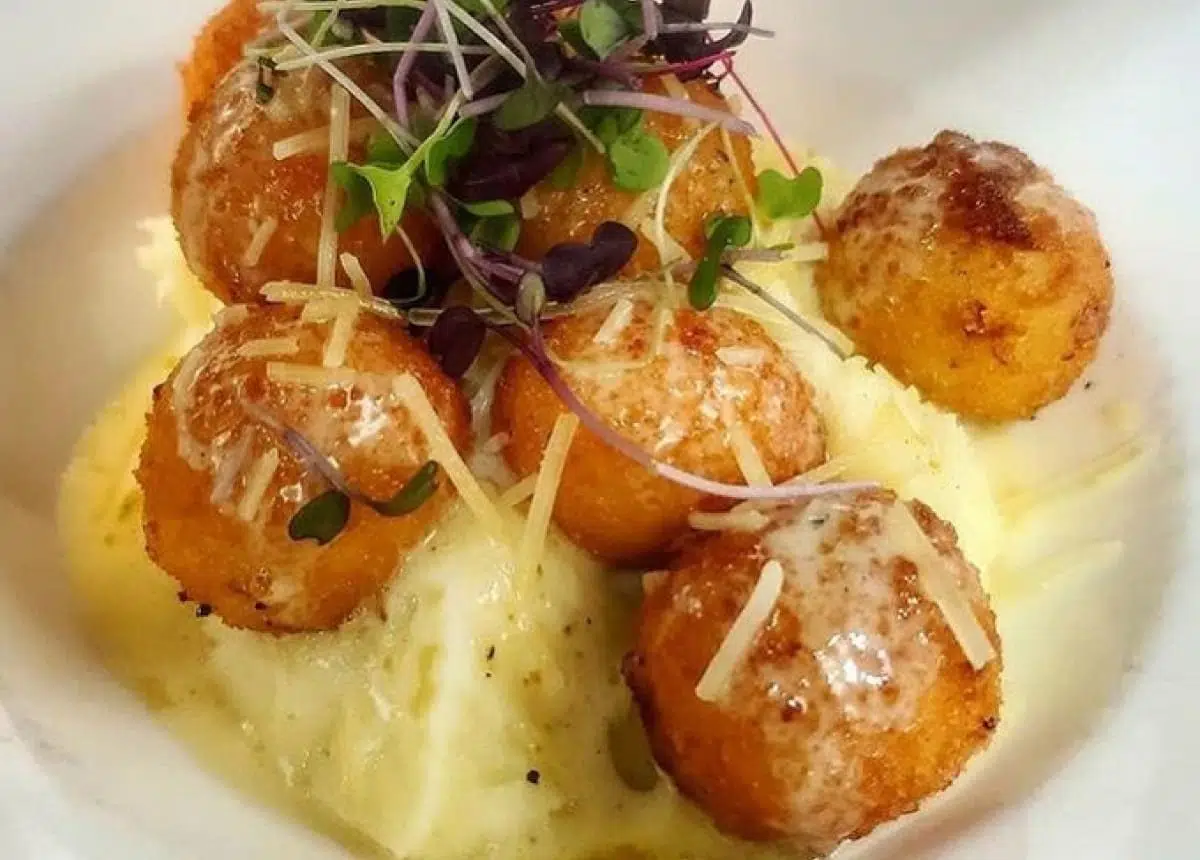 Safe Harbor Edgartown Safe Harbor Marinas