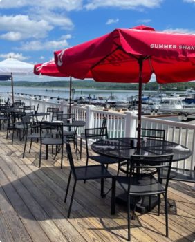 dockside seafood and grill outdoor patio