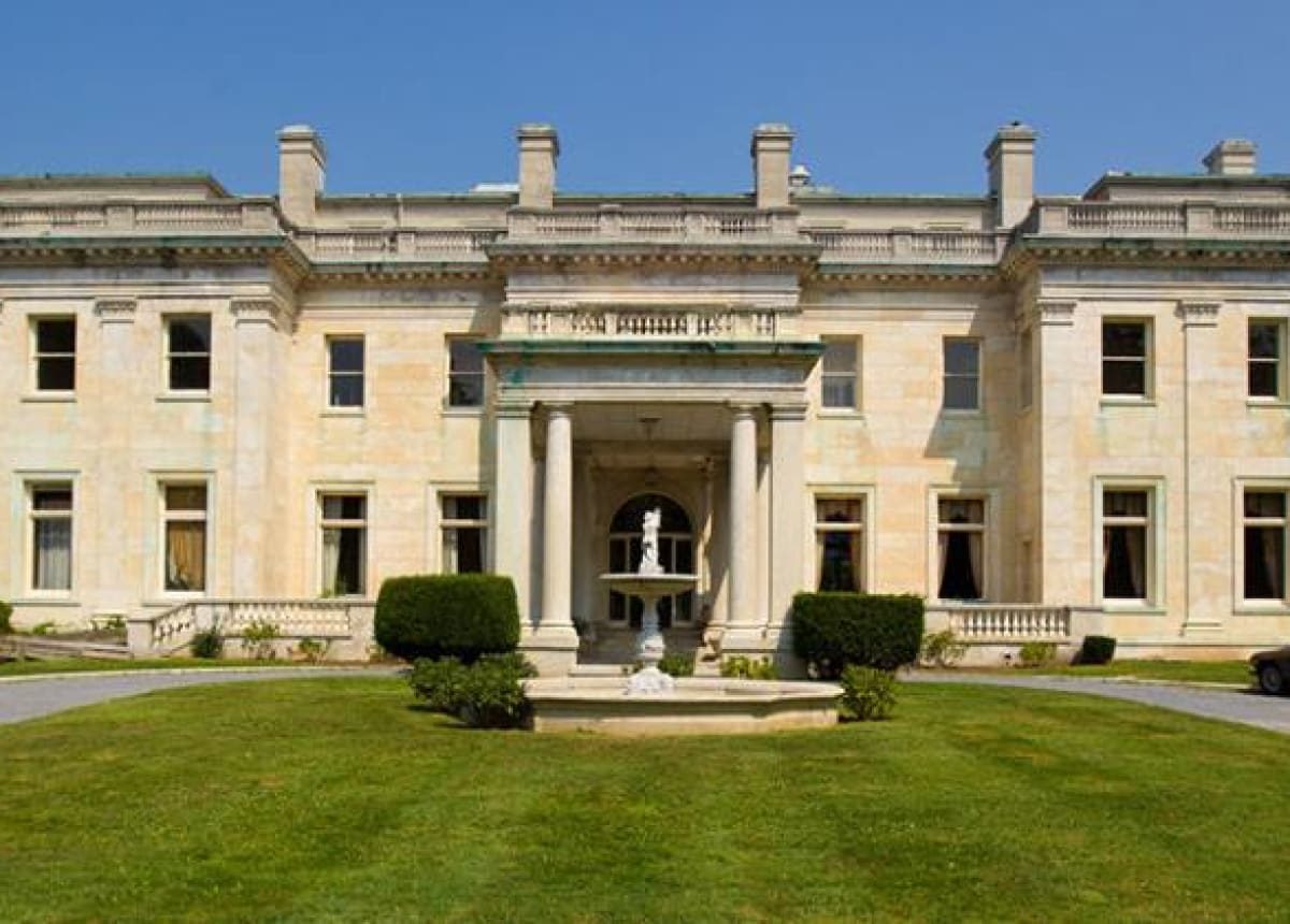 Safe Harbor Marinas Glen Cove Glen Cove, New York